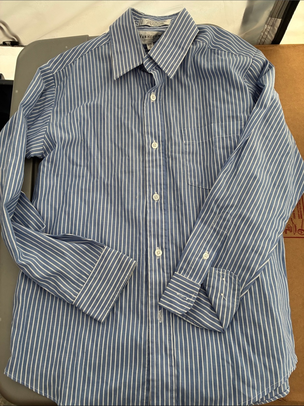 Van Heusen Boys Button Up Short sz 12 Blue pinstripe Preppy Classic Formal
